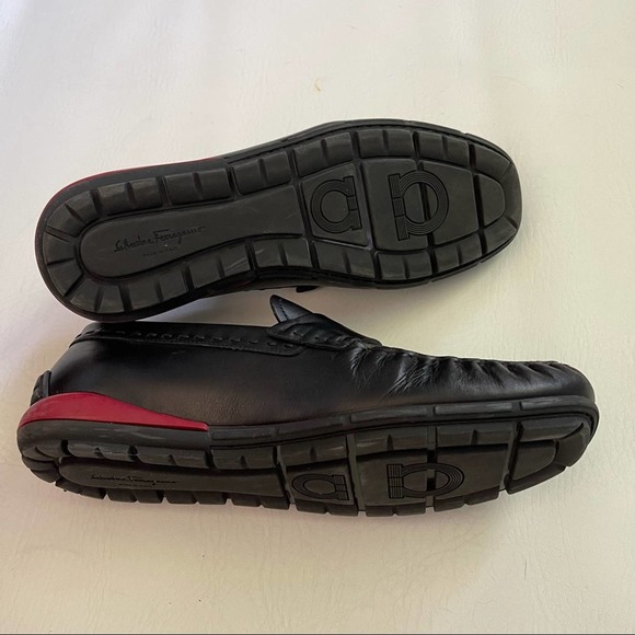 Salvatore Ferragamo Black Loafer Shoes in size 9.5 main image 4